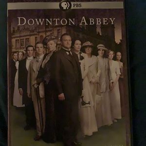 Downton abbey season 1 not damaged